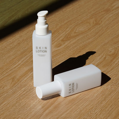 Botol Lotion Persegi Perawatan Pribadi 50ml 60ml 100ml 150ml Sertifikasi QS
